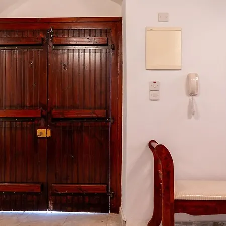 Dom wakacyjny Authentic Stone House In Limnatis, Cozy Patio, Full Kitchen Limnatis
