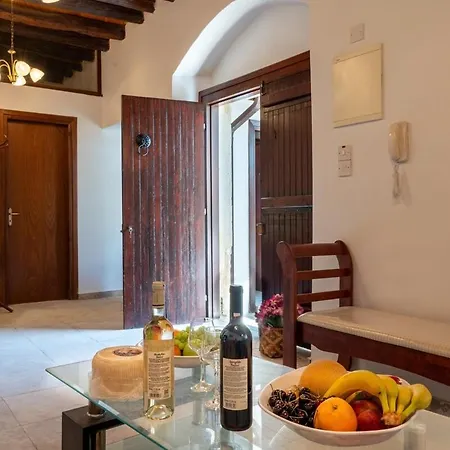 Authentic Stone House In Limnatis, Cozy Patio, Full Kitchen Limnatis