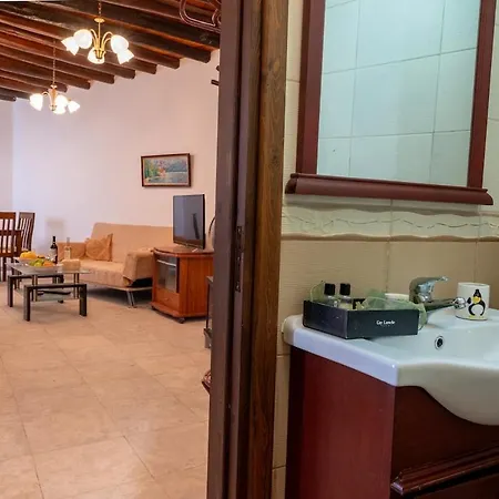 Authentic Stone House In Limnatis, Cozy Patio, Full Kitchen Dom wakacyjny *